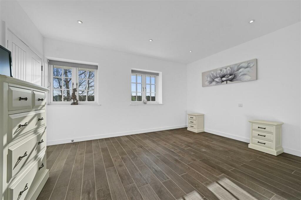Additional image 10 of Holly Tree Cottage, Great Holland