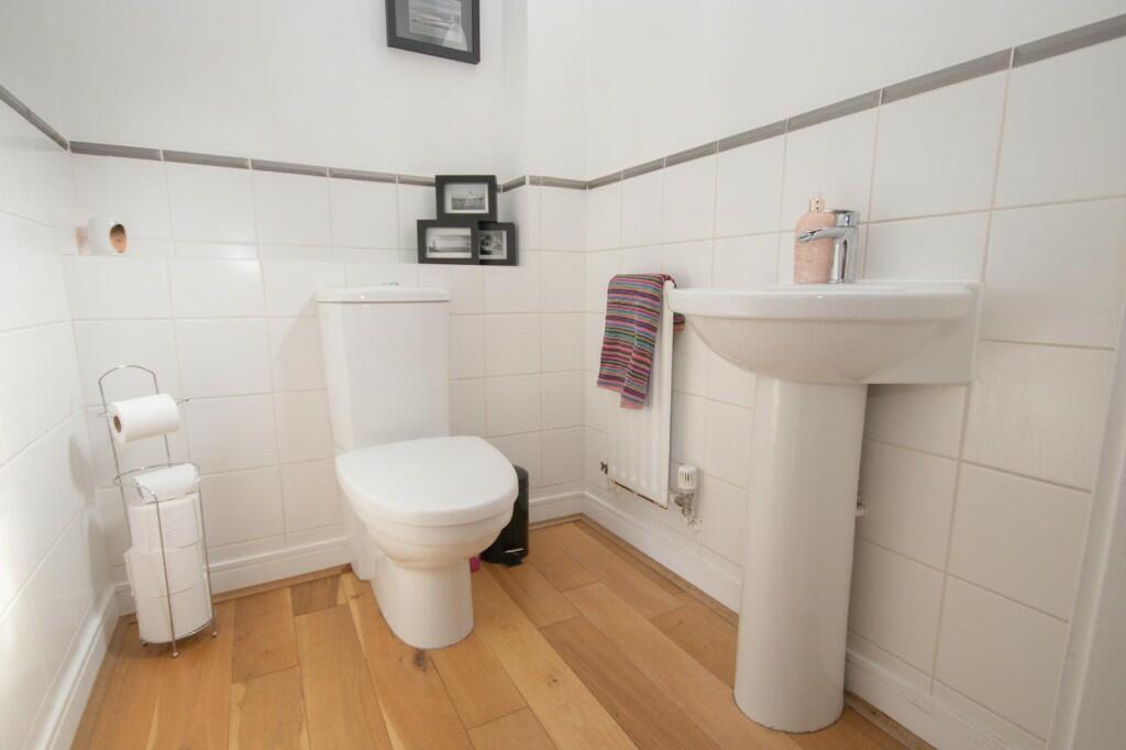 Additional image 9 of Drovers Mead, Warley, Brentwood, Essex, CM14