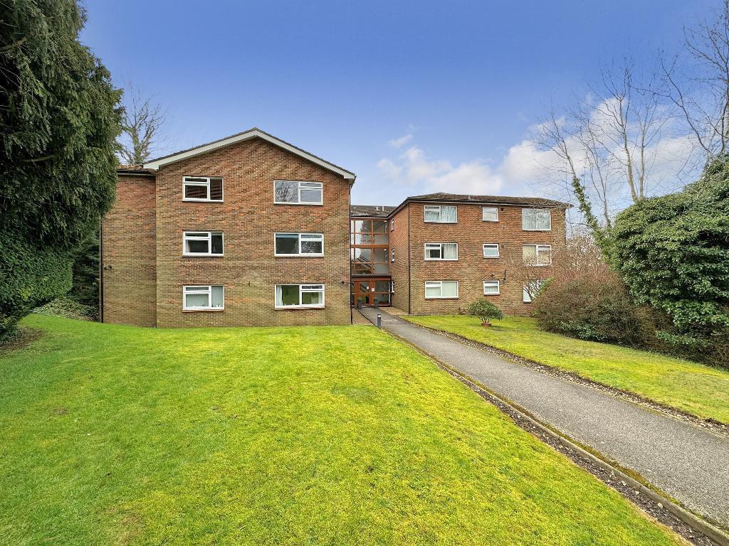 Beech Avenue, Sanderstead, Surrey, CR2 0NL