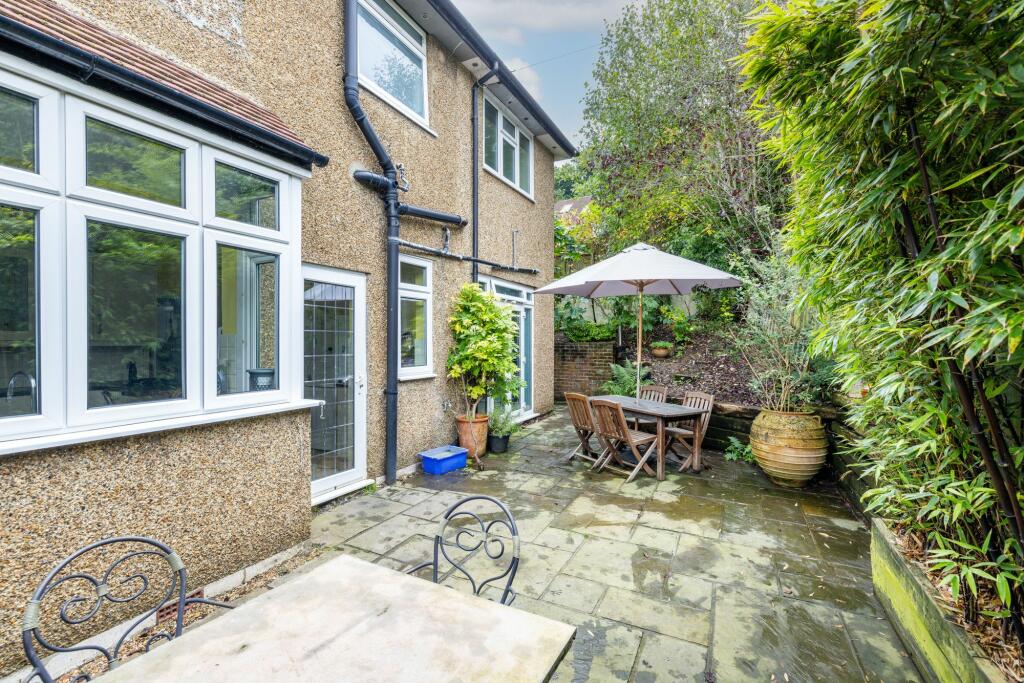 Additional image 13 of Commonwealth Road, Caterham, CR3