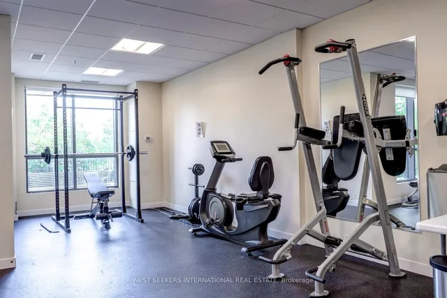 Additional image 14 of 840 Queens Plate Dr Unit 102