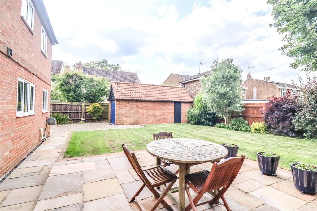 Additional image 16 of Street Farm Court, Rayne, CM77