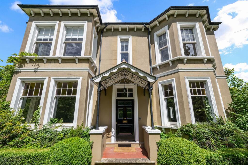 Additional image 26 of How Lane, Chipstead