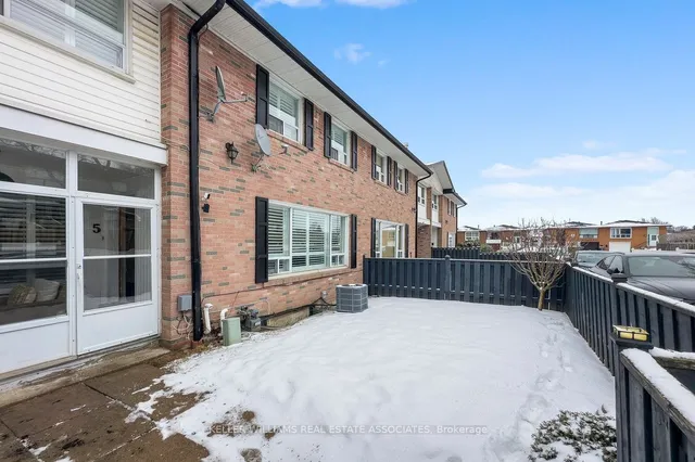 Additional image 40 of 61 Ardglen Dr Unit 5