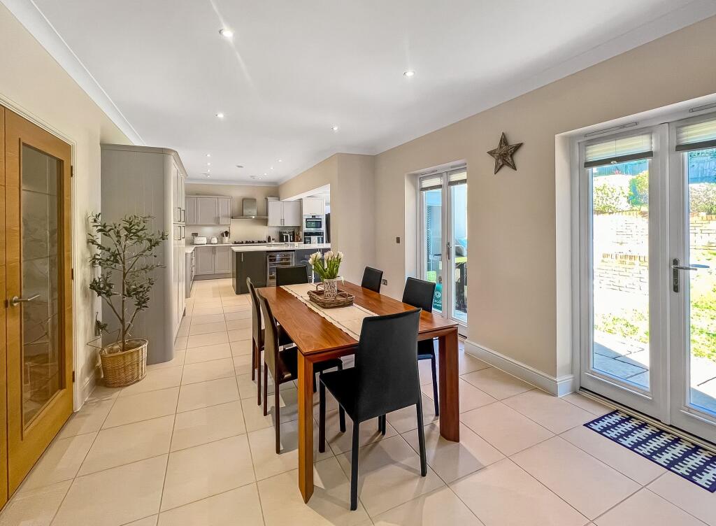 Additional image 8 of Chynham Place, South Croydon, CR2