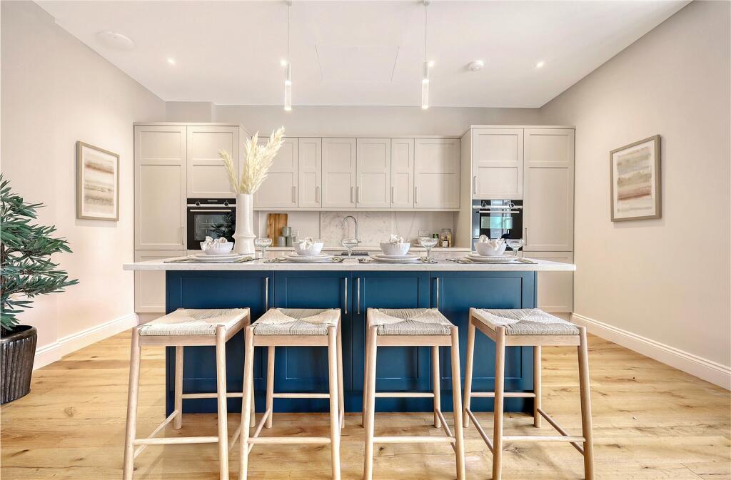 Additional image 3 of Brizes Park, Ongar Road, Kelvedon Hatch, Brentwood, CM14