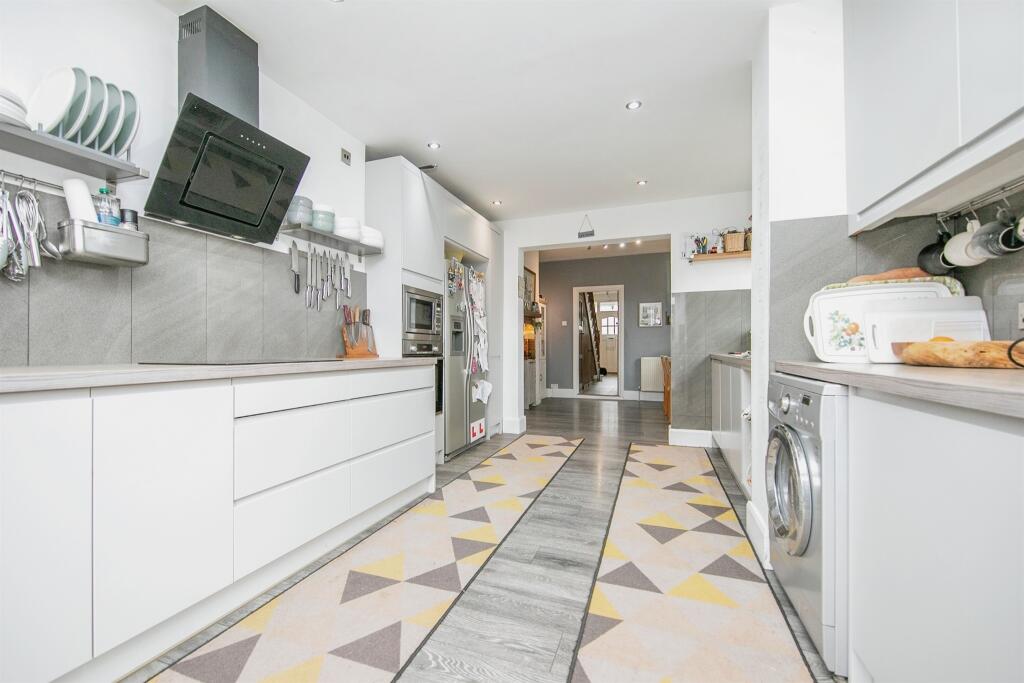 Additional image 7 of Walton Road, Clacton-On-Sea