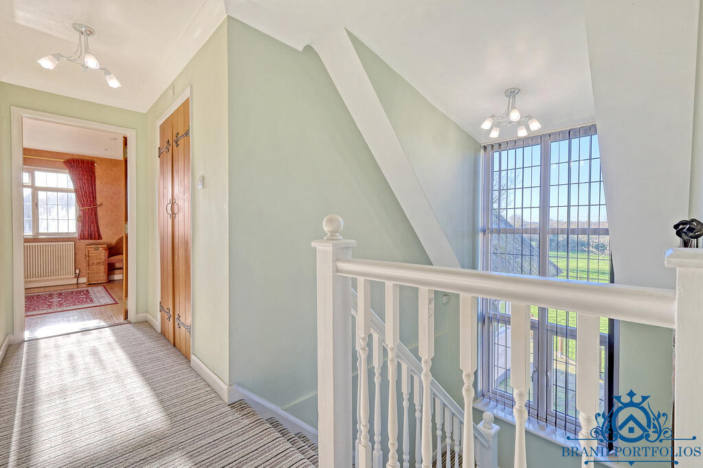 Additional image 6 of Blind Lane, CM2