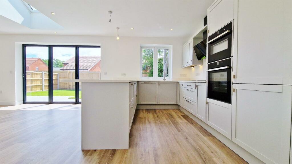 Additional image 8 of Thorpe Road, Kirby Cross