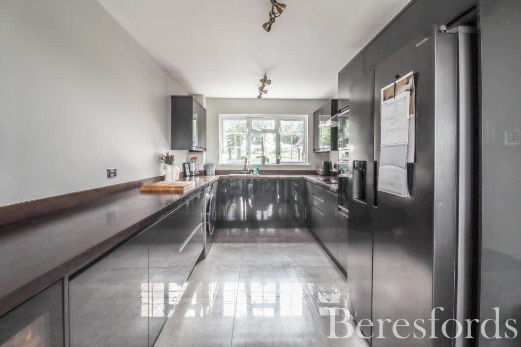 Additional image 16 of Chestnut Walk, Garnetts Lane, CM6