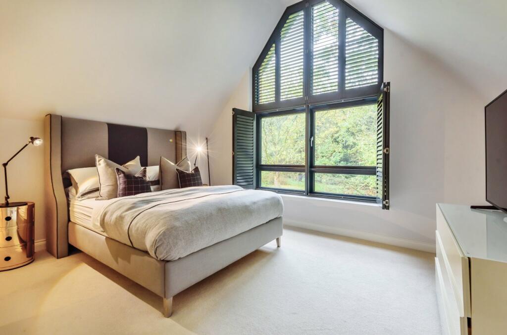 Additional image 4 of Chain Bridge Meadow, Shenfield ,  Brentwood, CM15