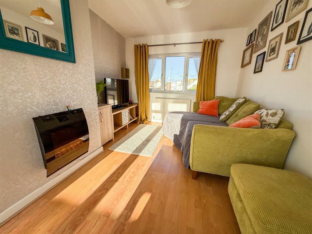 Additional image 17 of Rosemary Road, Clacton-On-Sea