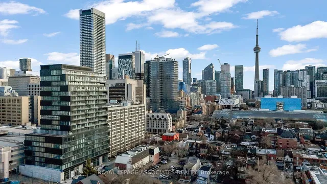 Additional image 32 of 195 McCaul St Unit 401