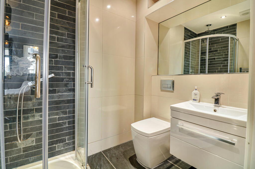 Additional image 10 of Lynmouth Gardens, Chelmsford, CM2 0UH