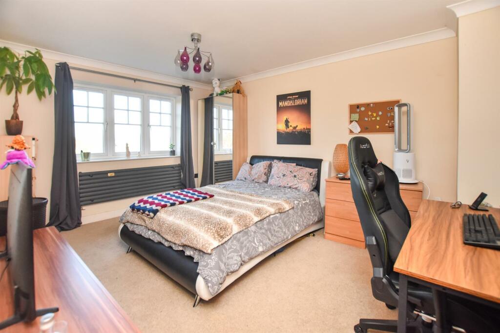 Additional image 23 of The Avenue, North Fambridge