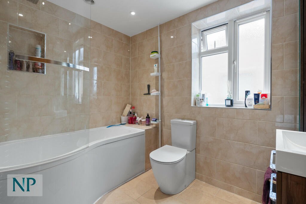 Additional image 24 of Endsleigh Court, Colchester