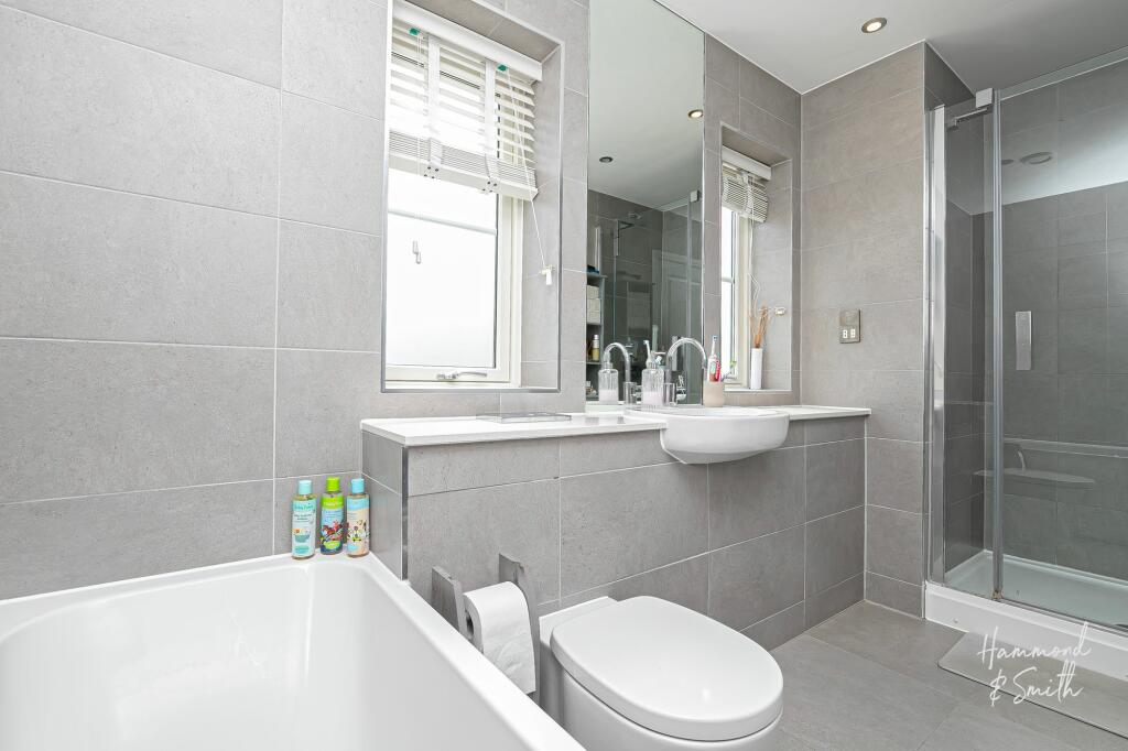 Additional image 17 of Buckingham Road, Epping, CM16