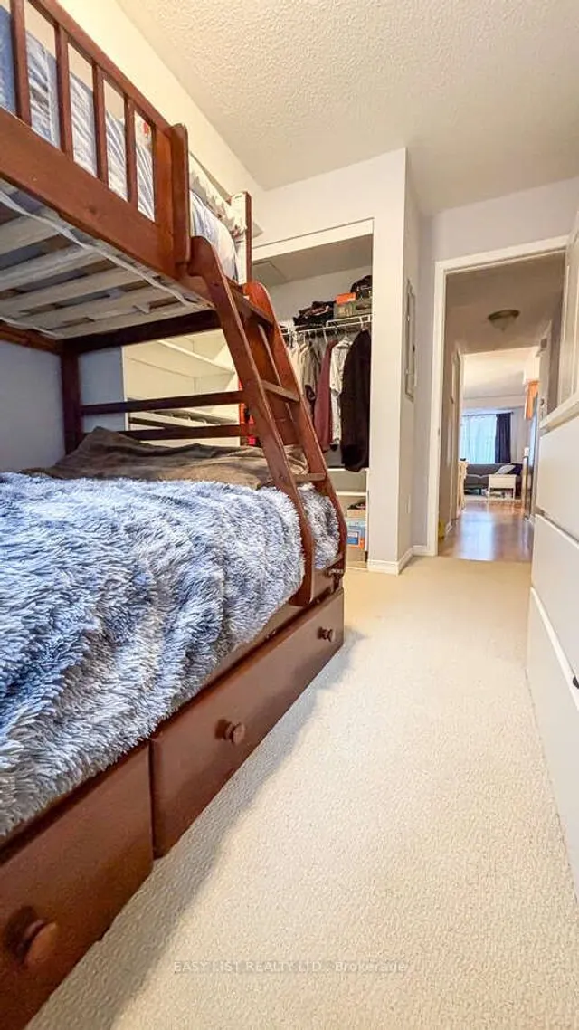 Additional image 37 of 33 Florence Wyle Lane