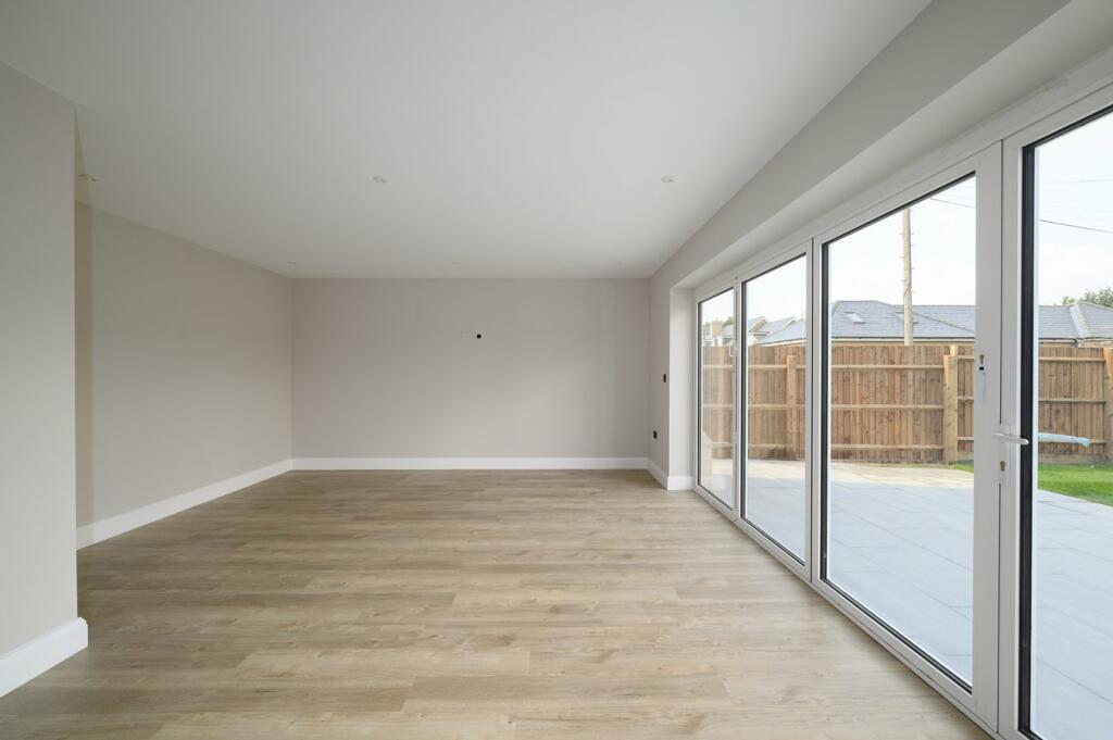 Additional image 4 of North Drive, Brentwood, CM13