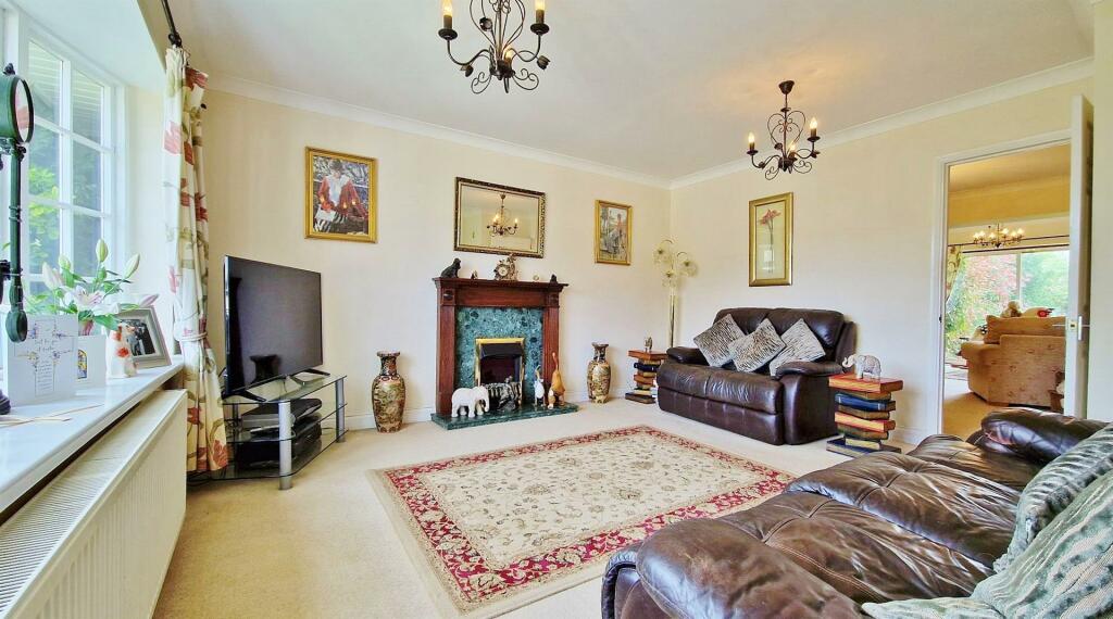 Additional image 4 of Briarfields, Kirby-le-Soken