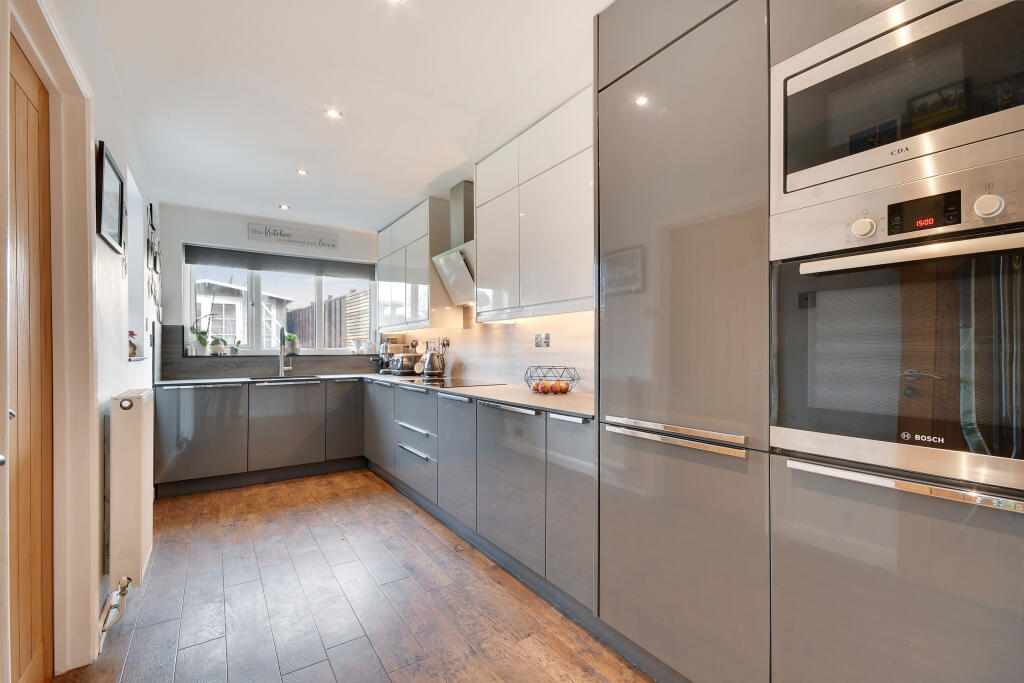 Additional image 15 of Boleyn Way, Boreham, Chelmsford