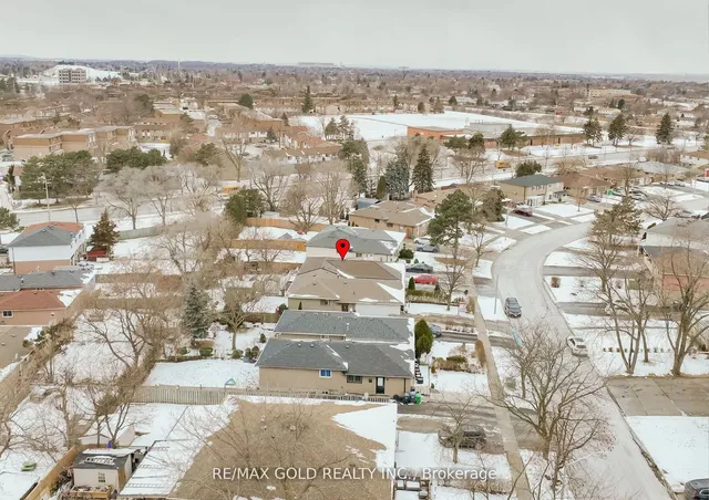 Additional image 38 of 170 Earnscliffe Circ