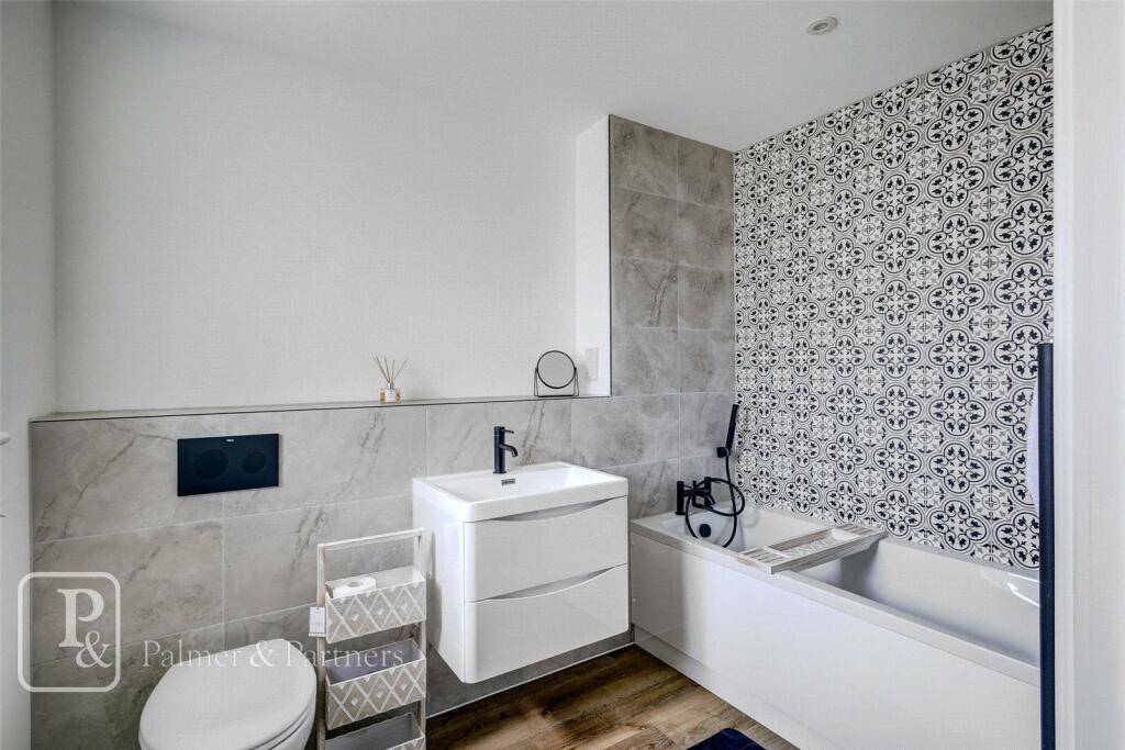 Additional image 8 of Madeleine Gardens, Great Holland, Frinton-On-Sea, CO13