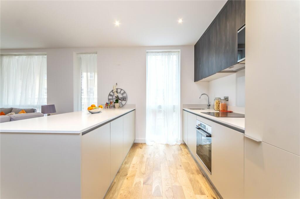 Additional image 19 of Scarbrook Road, Croydon, CR0