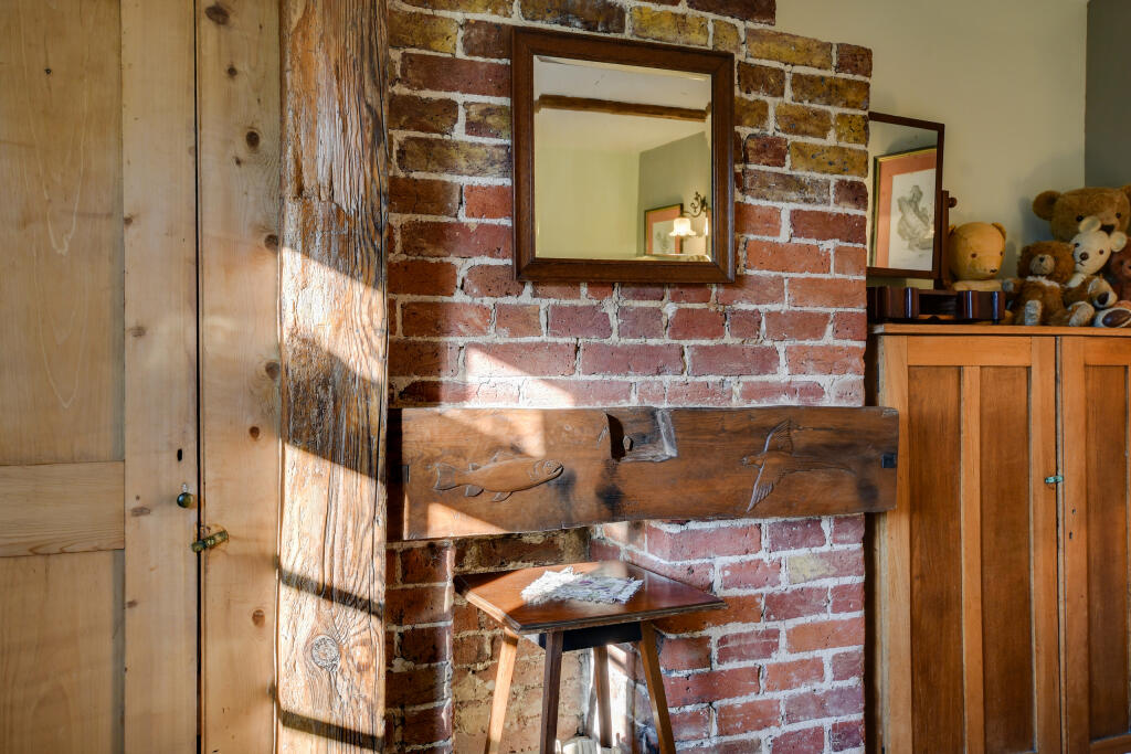 Additional image 19 of Coxtie Green Road, Pilgrims Hatch, Brentwood