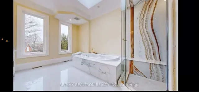 Additional image 33 of 10 Jocelyn Cres