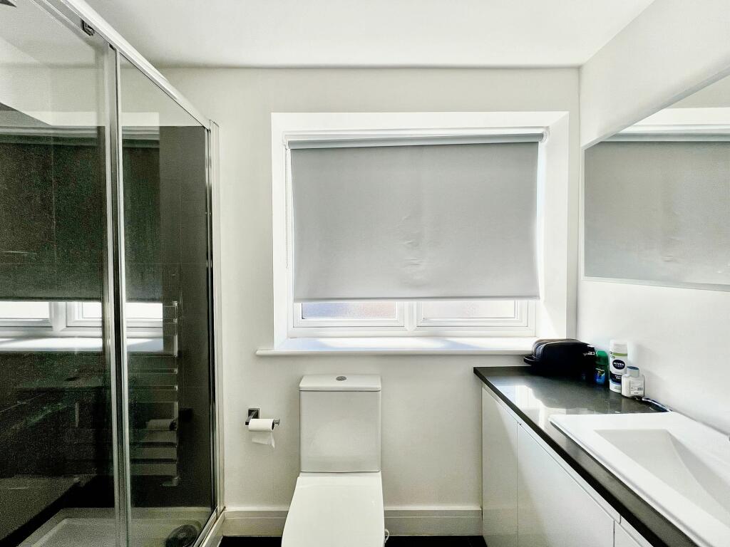 Additional image 16 of Kingsdown Avenue, South Croydon, CR2