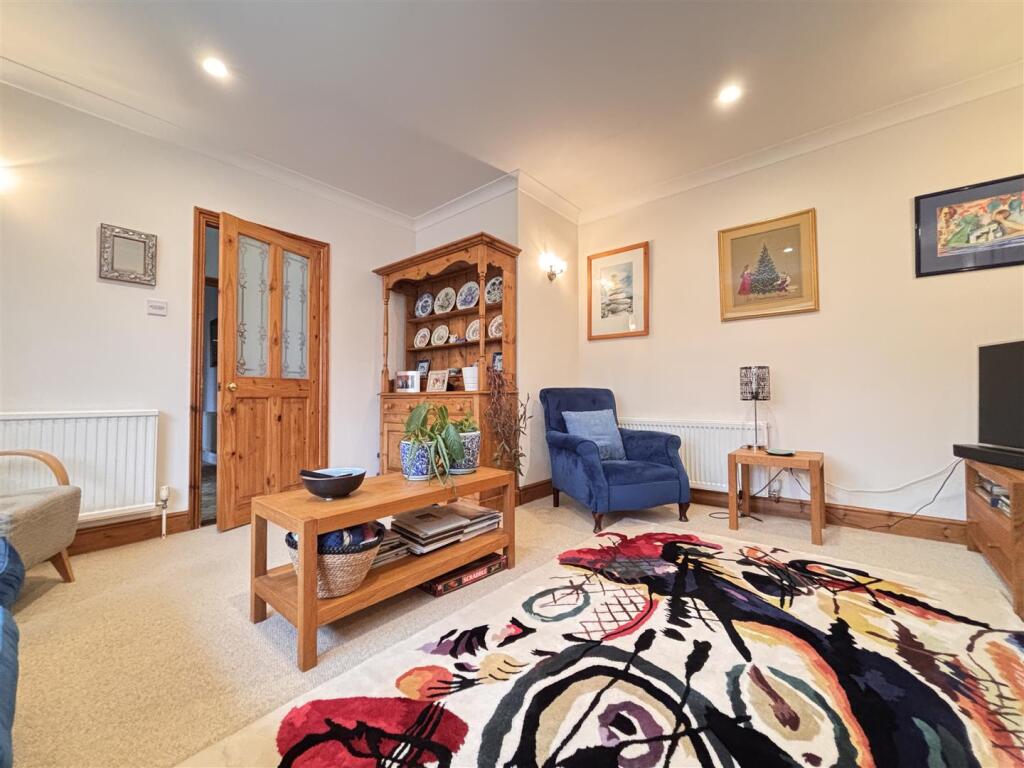 Additional image 24 of Windmill Road, Bradfield