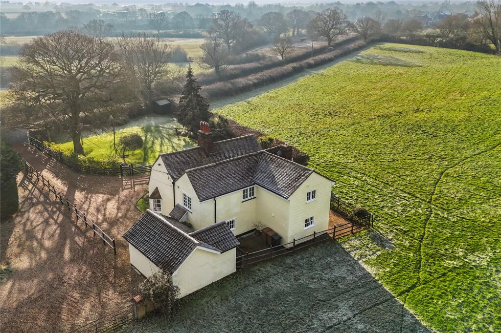 Additional image 10 of Bicknacre Road, East Hanningfield, Chelmsford, Essex, CM3