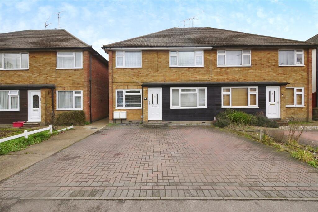 Wash Road, Hutton, Brentwood, Essex, CM13