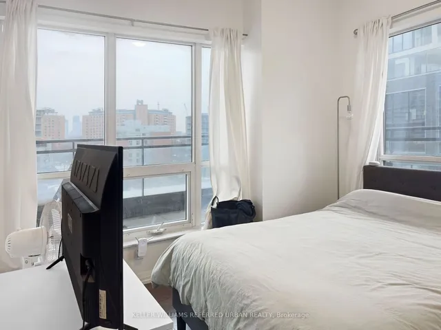 Additional image 4 of 460 Adelaide St Unit 931