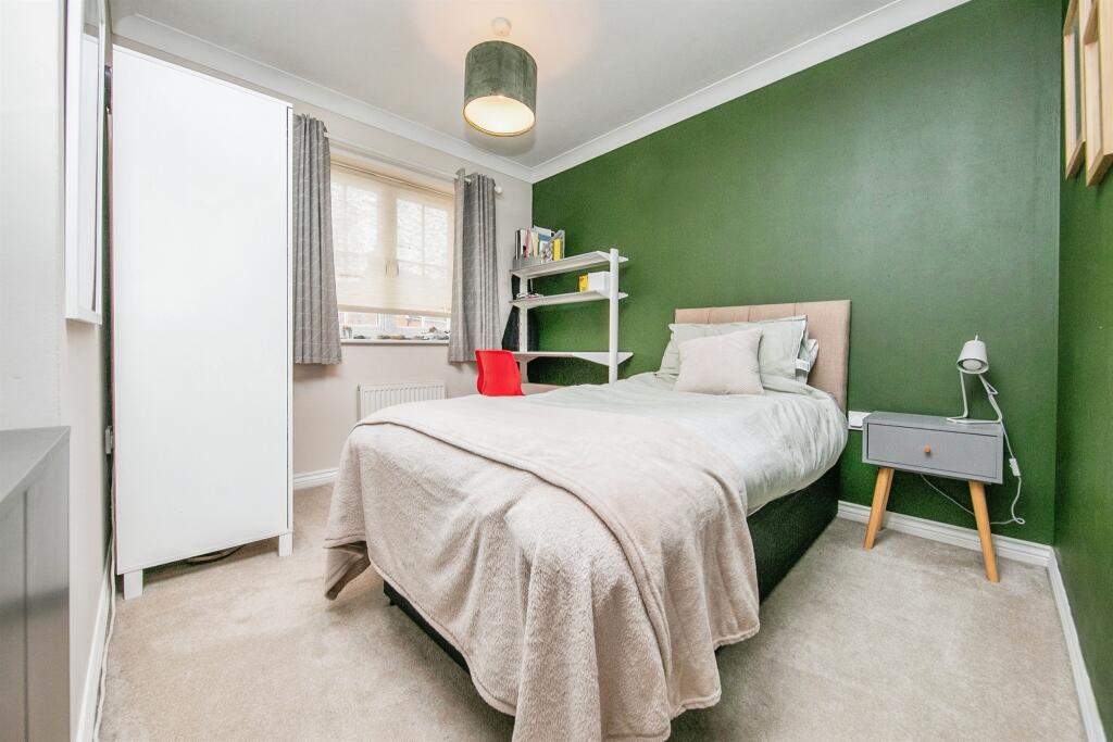 Additional image 11 of Gavin Way, Highwoods, COLCHESTER