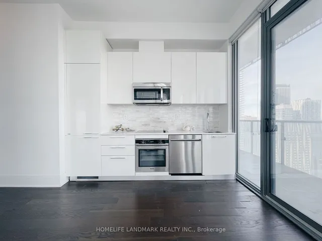 Additional image 3 of 50 Charles St Unit LPH4707