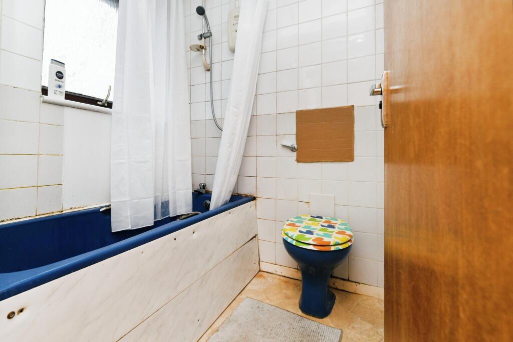 Additional image 7 of Henniker Gate, Chelmsford, Essex, CM2