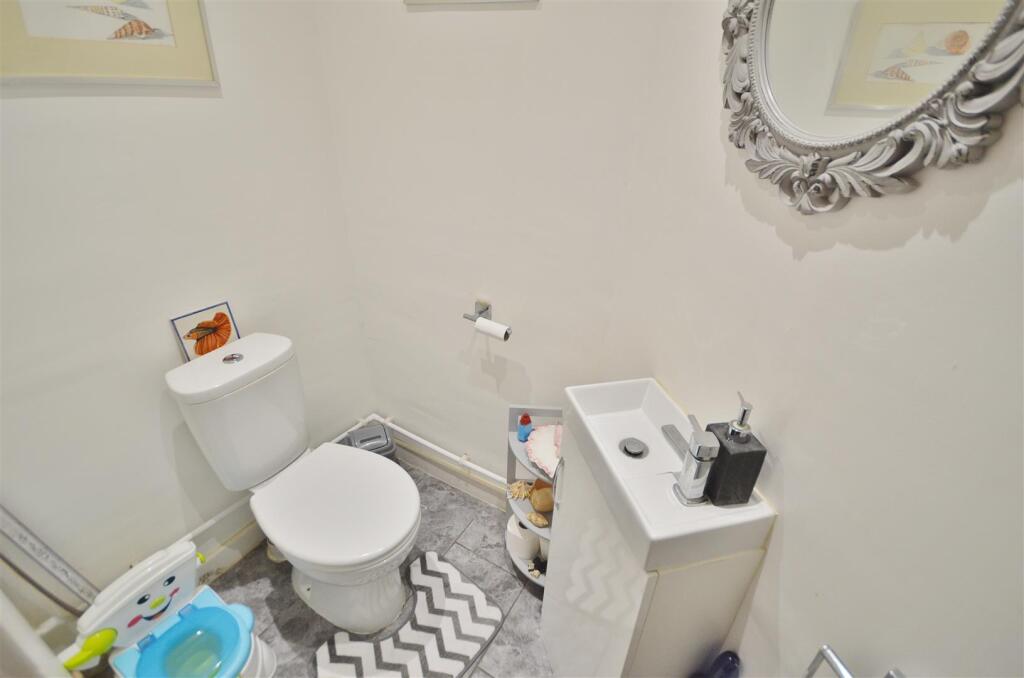 Additional image 11 of Wellesley Road, Clacton-On-Sea