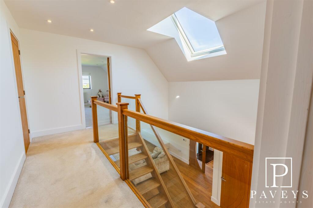 Additional image 12 of White Lodge Crescent, Thorpe-Le-Soken