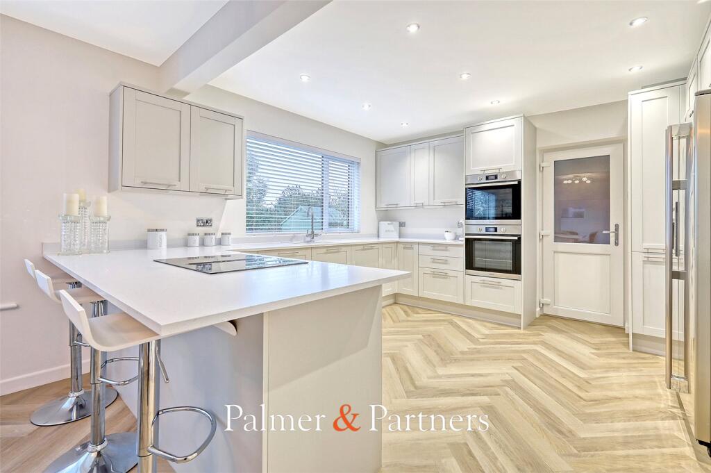 Additional image 31 of Aylesbury Drive, Holland-on-Sea, Clacton-on-Sea, Essex, CO15