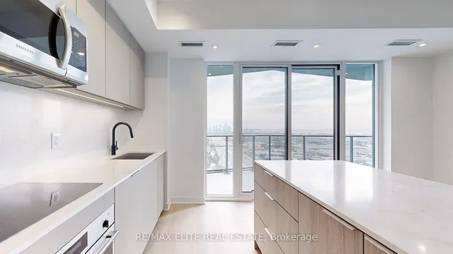 Additional image 9 of 36 Zorra St Unit 2507