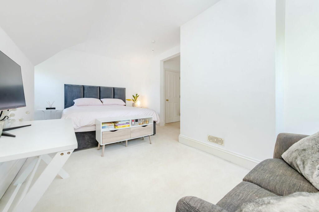 Additional image 29 of Queens Park Road, Caterham, CR3