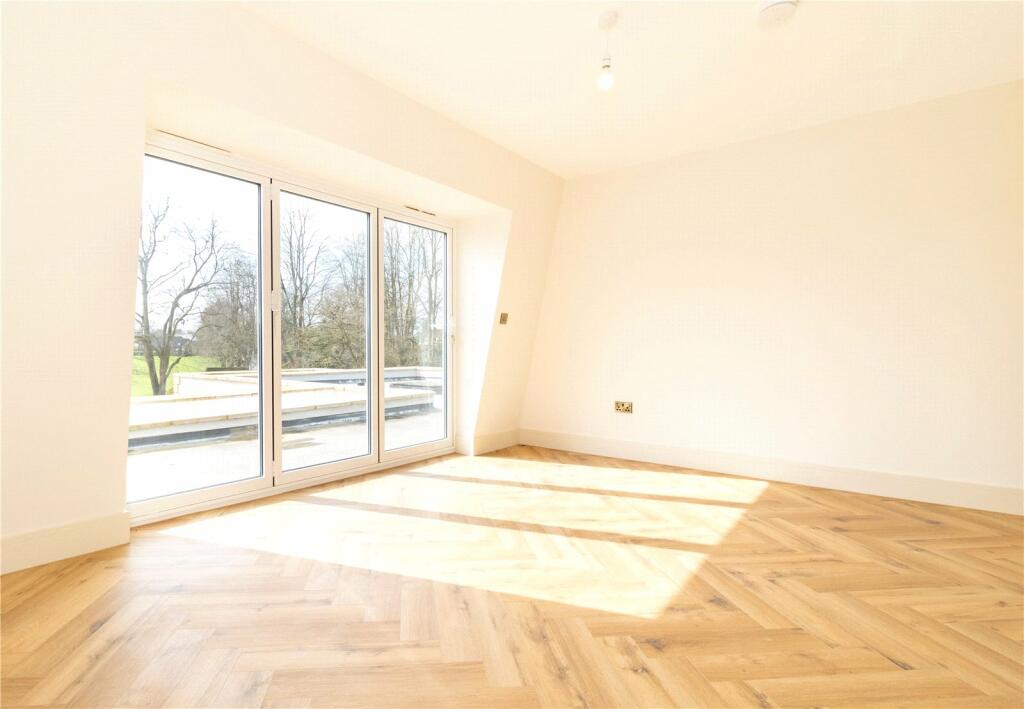 Additional image 2 of The Green, Warlingham, Surrey, CR6