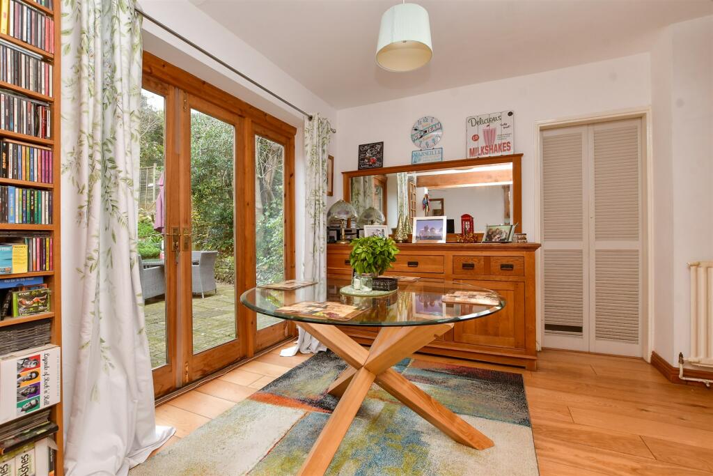 Additional image 4 of Mitchley Avenue, South Croydon, Surrey