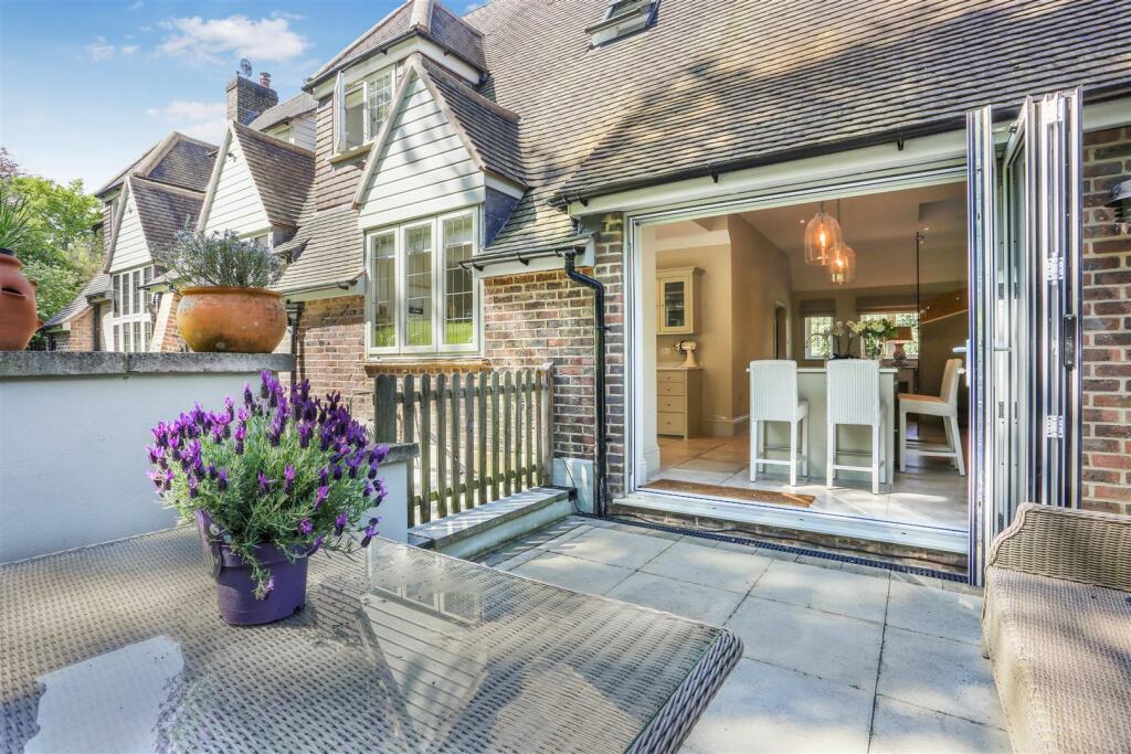 Additional image 46 of Hazelwood Lane, Chipstead