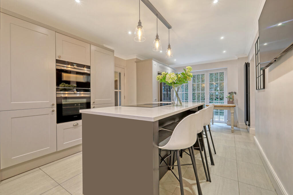 Additional image 10 of Cambridge Close, Stock, CM4