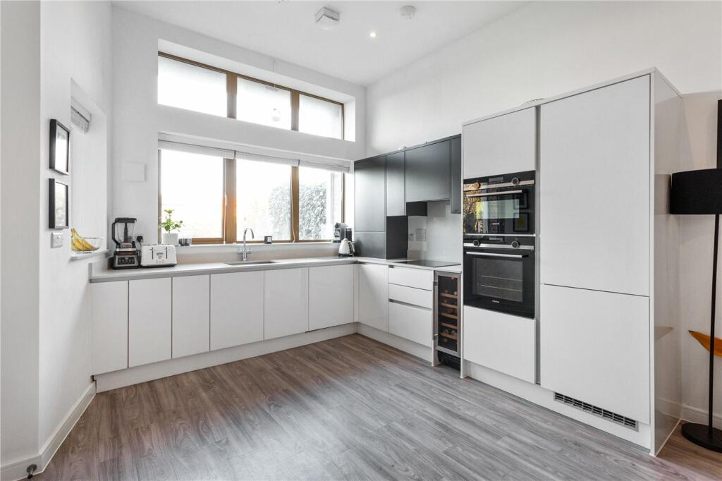 Additional image 13 of Ridge Road, Tooting, CR4