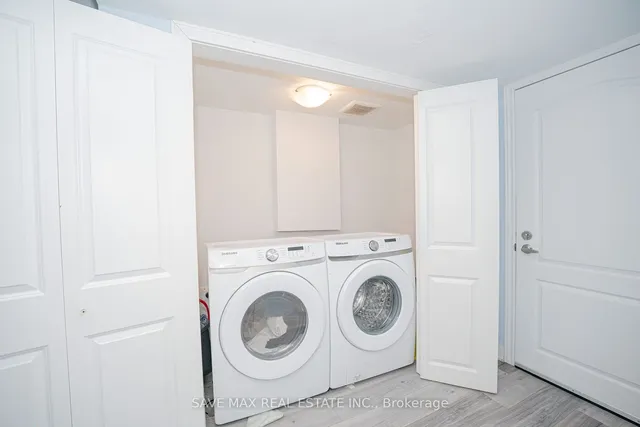 Additional image 36 of 23 HENDRICKS Cres