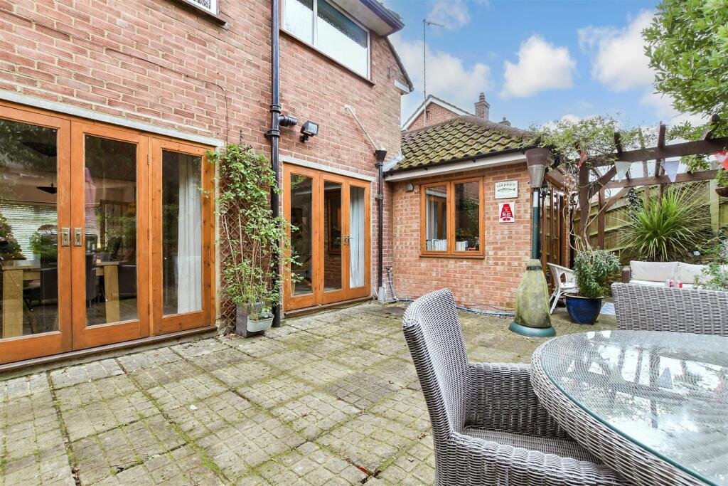 Additional image 13 of Mitchley Avenue, South Croydon, Surrey